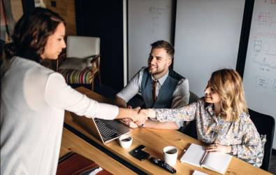 <i>La urgencia por conseguir un puesto también puede ser aprovechada por personas que utilizan falsas ofertas laborales para obtener dinero o información personal. Foto de iStock</i>