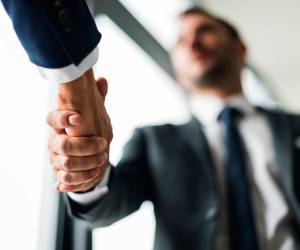 <i>Detrás del éxito del régimen de zonas francas existe una red de empresas locales especializadas que hacen posible que las operaciones funcionen. Foto de iStock</i>