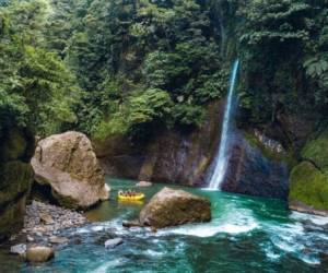 En América Latina, Costa Rica se ha convertido en un modelo a seguir para equilibrar el turismo y su impacto en el medioambiente.