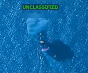 <i>La inteligencia militar confirmó que las embarcaciones se desplazaban por rutas conocidas de narcotráfico y participaban activamente en el transporte de drogas y armamento. FOTO VIDEO EFE</i>