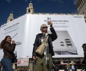 El congreso mundial de la telefonía móvil arranca con la vista puesta en la IA