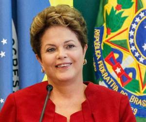 'El gobierno luchará hasta el último minuto del segundo tiempo por algo que creemos factible, que es derrotar a esta tentativa de golpe', dijo Rousseff. Foto tomada de telesurtv.net
