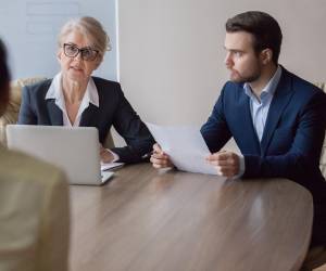 Cómo llamar la atención de los reclutadores con su currículum