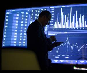 <i>De acuerdo con el organismo, la región enfrentará condiciones macroeconómicas desafiantes que continuarán frenando su desempeño. Foto de iStock</i>