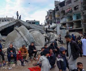 Los representantes de 25 países mostraron su oposición a proyecto de trasladar a 2,1 millones de palestinos a Rafah. Foto de EFE