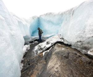 <i>Los investigadores habían visto en análisis previos que el ritmo de pérdida del hielo del Ártico se había atenuado durante los inviernos a principios de la década de 2020. Foto de EFE</i>
