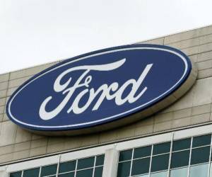 Ford llama a revisar 350.000 vehículos en EEUU, algunos por riesgo de incendio