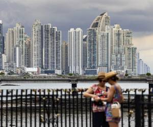 El producto interno bruto (PIB) de Panamá creció un 2,9 % en el 2024 impulsado por el comercio y el consumo interno, aunque marcado por el lastre del abrupto cierre de una gran mina de cobre que ha ralentizado su ritmo de expansión. Foto de EFE