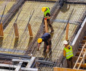 <i>El desempeño económico estuvo liderado por la construcción, que registró un crecimiento de 11.9 %, consolidándose como el principal motor de la actividad productiva durante abril. Foto de iStock</i>