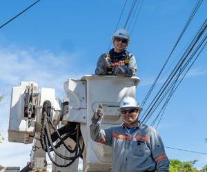 AES El Salvador invirtió US$ 3,4 millones en 2023 para expandir el servicio de energía en comunidades