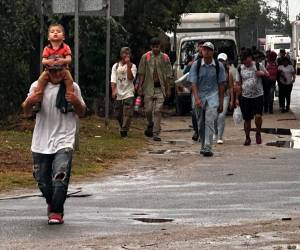 La mayoría de los migrantes que atraviesan Honduras indican que sus principales necesidades son alimentación, higiene y acceso a lugares seguros donde descansar.