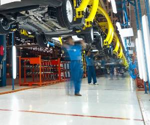 <i>Washington sostiene que esta sobreproducción puede desplazar la manufactura nacional o impedir nuevas inversiones en el sector. gerenme / Getty Images</i>