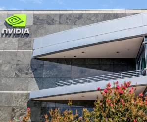 <i>Nvidia está en conversaciones para ofrecer una garantía financiera de aproximadamente US$250.000 millones para OpenAI. Foto de iStock</i>