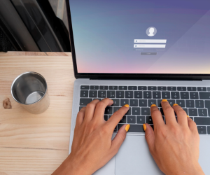Los formularios maliciosos de Google Forms son diseñados para suplantar marcas legítimas, como páginas de inicio de sesión de redes sociales, bancos y universidades, o incluso plataformas de pago. Foto cortesía