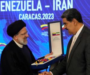 <i>Venezuela e Irán comenzaron a colapsar casi en paralelo, lo que demuestra que sus alianzas servían para contrarrestar una fuerte presión geopolítica externa. (Foto: Archivo E&amp;N) </i>
