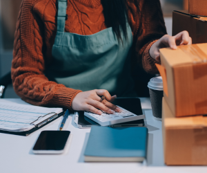 <i>Revisar de forma constante el flujo de caja, la liquidez y los compromisos de pago facilita una mejor planificación y tomar decisiones más acertadas. Foto de iStock</i>