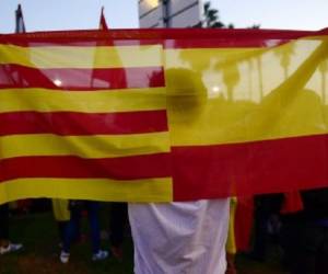 Los países centroamericanos se suman a las grandes potencias, desde la Unión Europea, hasta Estados Unidos o Canadá, pasando por los grandes países latinoamericanos como Argentina, México, o Chile, que desconocen la declaración ilegal realizada por la cámara regional catalana. (Foto: AFP).