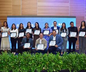 Los Protagonistas del Mercadeo de El Salvador celebraron su éxito en el evento organizado por E&amp;N, junto a Kantar Mercaplan. FOTOS ÓSCAR MACHÓN.
