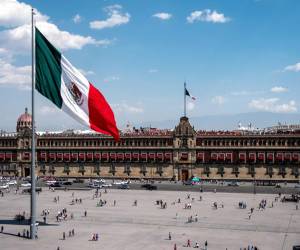 <i>El Gobierno de México mantuvo sin cambios su previsión de crecimiento económico para 2026 entre 1,8 % y 2,8 % y elevó la de 2027 a entre 1,9 y 2,9 %. Foto de iStock</i>