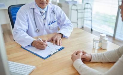 Según datos del Instituto Nacional de Estadística y Geografía (INEGI), en 2018 había 20,1 millones de personas sin acceso a servicios de salud, mientras que en 2024 la cifra aumentó a 41,9 millones. Foto de iStock