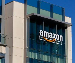 <i>Amazon anunció que invertiría hasta US$50.000 millones para ampliar la capacidad de inteligencia artificial y supercomputación para clientes gubernamentales estadounidenses. Foto de iStock</i>