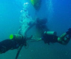 Agregan tres nuevas esculturas en el único museo submarino de Centroamérica