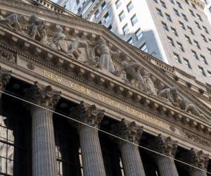 <i>El principal indicador de Wall Street está integrado por las 30 empresas más importantes que cotizan en la Bolsa de Nueva York y en el mercado Nasdaq, dominado por las tecnológicas. Foto de EFE</i>