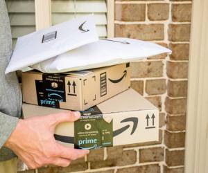 Amazon busca reducir uso de sus características cajas de cartón