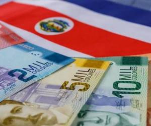 <i>El inversionista costarricense tiene hoy acceso a más mercados y tecnología, pero también enfrenta una economía más interconectada y riesgos geopolíticos más inmediatos. (Foto: Archivo)</i>