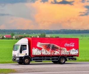 <i>Para el año completo, Coca-Cola proyecta un crecimiento comparable de las ganancias por acción de entre el 9 % y el 10 %, lo que supone una mejora respecto a la horquilla entre el 8 % y el 9 % estimada en sus anteriores cuentas. Foto de iStock</i>