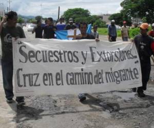 El camino d elos migrantes hacia un mejor destino está sembrado de peligros que los convierten en víctimas. (Foto: Archivo)