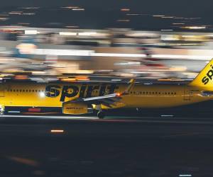Spirit Airlines canceló todos sus vuelos y cerrará sus operaciones