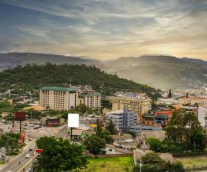 <i>La tasa de desempleo de Honduras bajó de 7,2 % en 2024 a 6,14 % en 2025, según la encuesta. Foto de EFE</i>