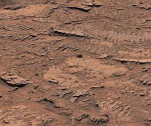 Agua en Marte: explorador de la NASA encuentra rocas onduladas causadas por olas
