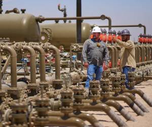 <i>Según Chevron, los planes de estas sociedades contemplan más que duplicar la producción en ese periodo, hasta aproximadamente 600.000 barriles diarios en comparación con la de 2026. Foto de cortesía</i>