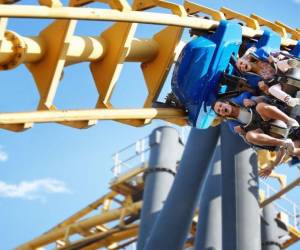 Cada año, más de 332.23 millones de personas visitan parques de diversiones, temáticos, acuáticos, zoológicos y centros de entretenimiento familiar en América Latina y el Caribe. Foto de iStock