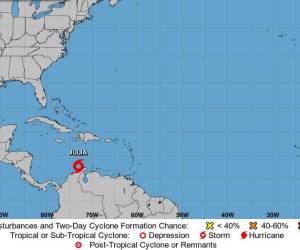 Depresión 13 se convierte en Tormenta Tropical Julia