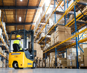 <i>COEXPORT apuesta por empresas más seguras, eficientes y competitivas y por una cadena logística que facilite el comercio exterior de El Salvador. Foto de iStock</i>