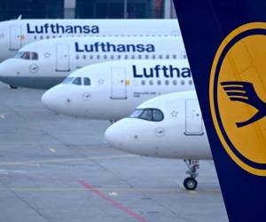 Aerolínea Lufthansa y sindicato de empleados anuncian acuerdo salarial