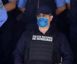 Honduras: Posponen la hora de extradición de Juan Orlando Hernández a EEUU