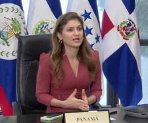 Panamá reemplaza a canciller que pidió ayuda para enfrentar migración ‘en descontrol’