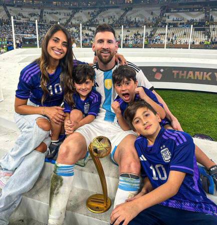Lionel Messi revela cuál será su nuevo tatuaje y cómo vivieron sus hijos el Mundial