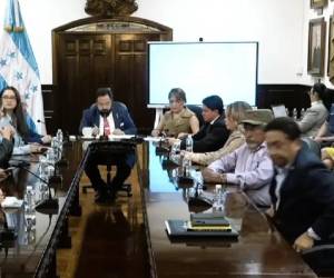 <i>Luis Redondo y exmiembros de la Comisión Permanente del Congreso Nacional fueron citados por el MP por presuntos excesos y actuaciones ilegales.</i>