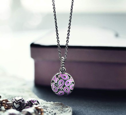 Pandora dejará de usar diamantes minados en sus colecciones