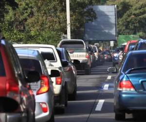 Viajeros y turistas son afectados en Guatemala por las condiciones de las carreteras