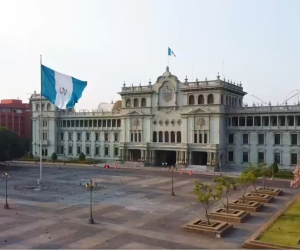 <i>El Bono 14 constituye una prestación laboral obligatoria en Guatemala y equivale al 100 % del salario mensual ordinario de cada trabajador. Foto de cortesía</i>