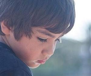 En todos los países de la OCDE, los menores más desfavorecidos sufren un retraso equivalente a tres años de escolarización en lectura en relación con el 'niño medio'. (Foto: Archivo)