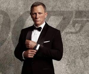 El actor Daniel Craig recibe la misma condecoración que James Bond