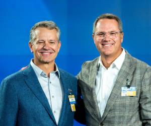 <i>John Furner asumirá el cargo de director ejecutivo de Walmart el 1 de febrero de 2026, sucediendo a Doug McMillon, quien se jubilará el 31 de enero de 2026 pero permanecerá en la junta directiva hasta junio y como asesor hasta el 31 de enero de 2027. Foto de cortesía</i>