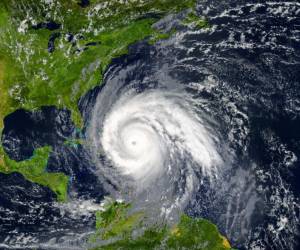 NOOA pronostica hasta 8 huracanes en el Atlántico y pide no bajar la guardia